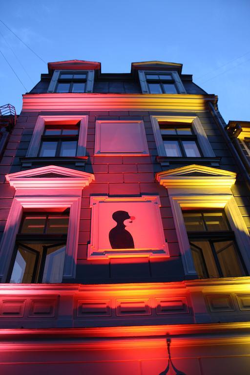 Red Nose Hostel With Self-Check In Riga Eksteriør billede